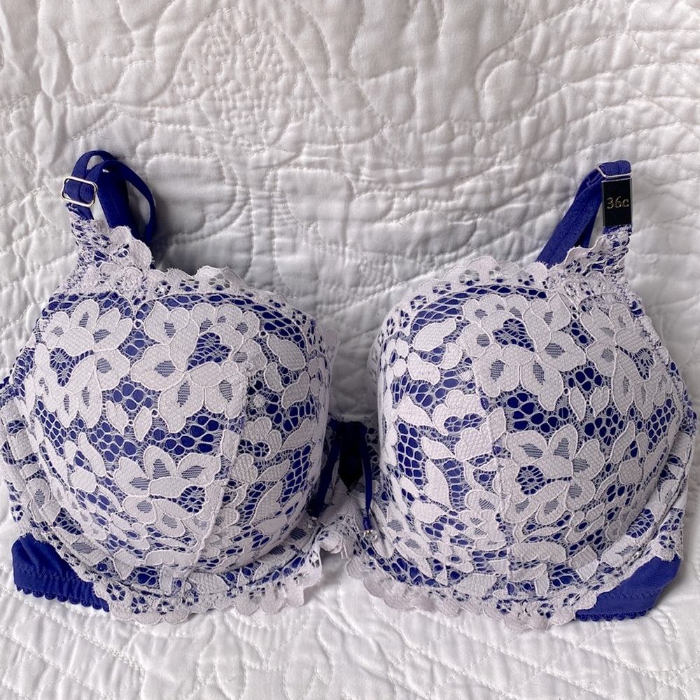 Victoria’s Secret Very Sexy Bra 36C NWT